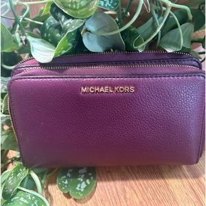 Michael Kors wallet Burgundy leather